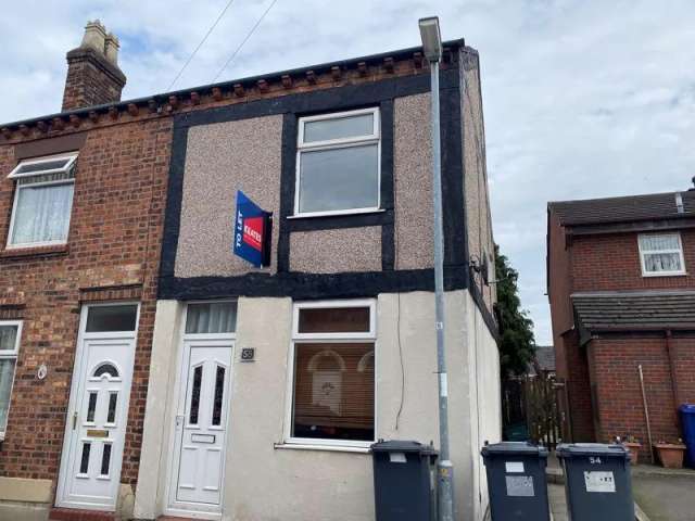 2 bedroom terraced house for sale