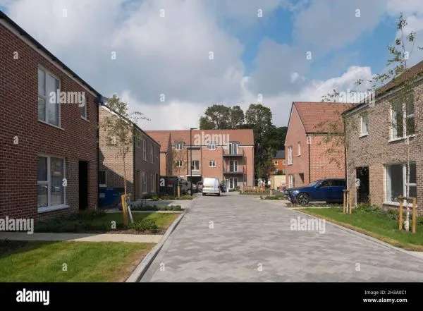 Flat For Rent in Chichester, England