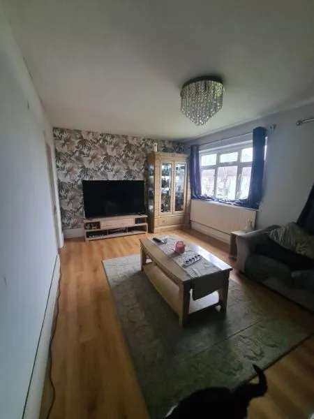 Flat For Rent in Basildon, England