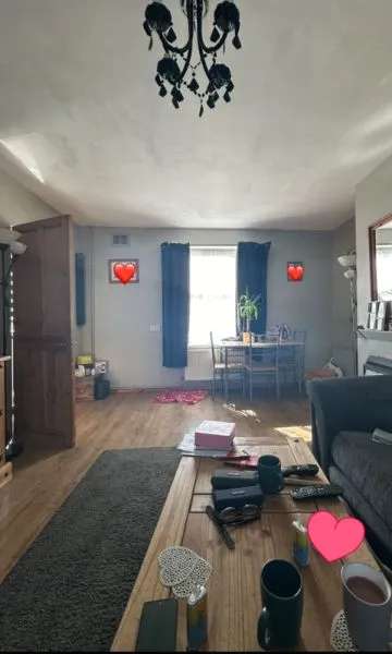 House For Rent in Guildford, England