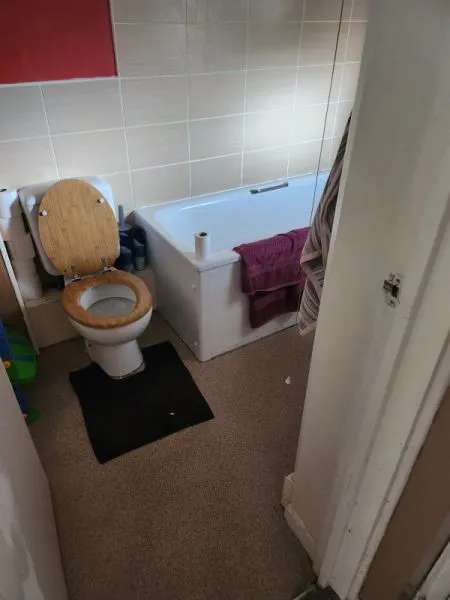 Flat For Rent in Salford, England