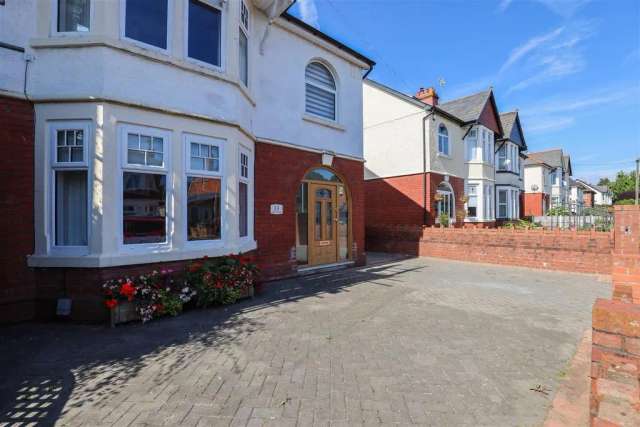 4 bedroom semi-detached house for sale