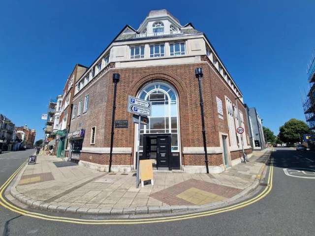 1 bedroom  Flat for sale, Southsea, Hampshire, PO5