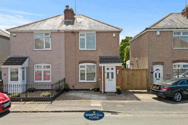 2 bedroom semi-detached house for sale