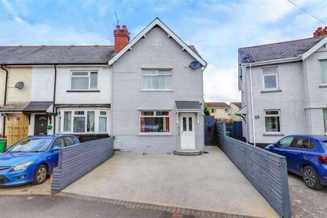 3 bedroom semi-detached house for sale