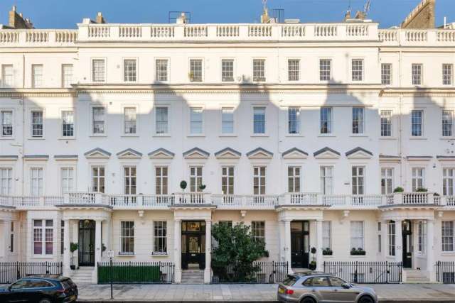 House For Sale in City of Westminster, England