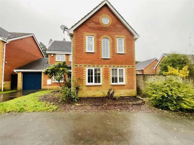 4 bedroom detached house for sale