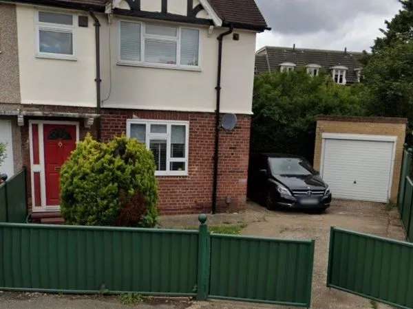 House For Rent in London, England