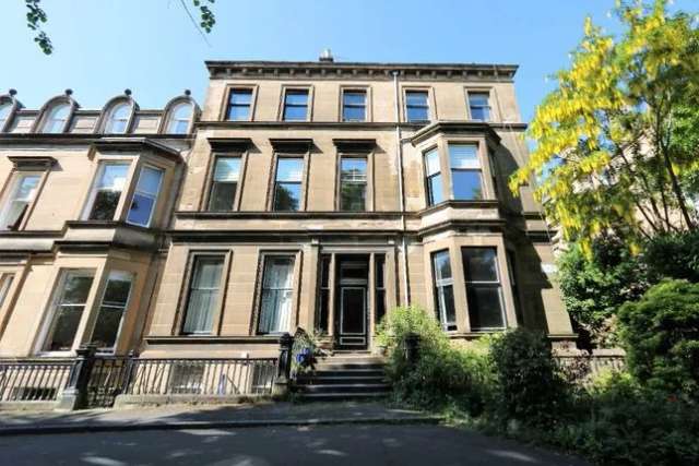 Detached house to rent in Crown Terrace, Glasgow G12