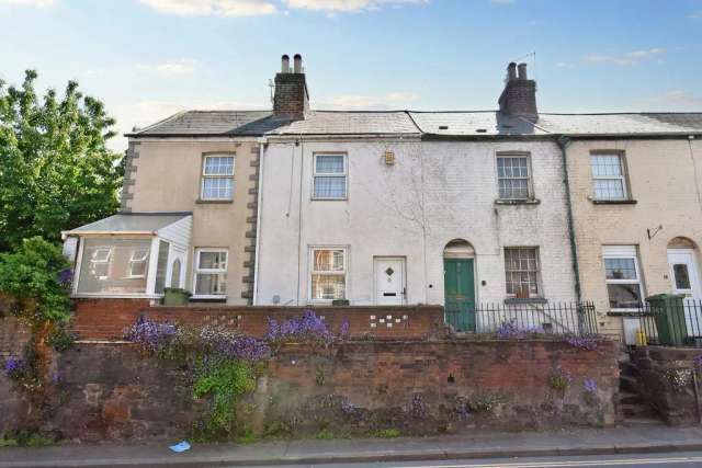 1 bedroom terraced house for sale