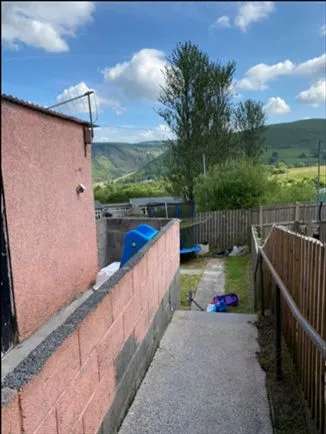 House For Rent in Croeserw, Wales