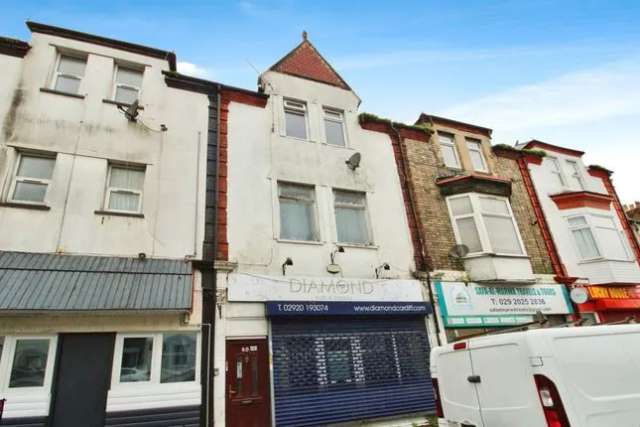 Flat for sale in Lower Cathedral Road, Cardiff CF11