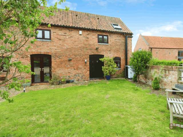 Cottage For Rent in South Kesteven, England