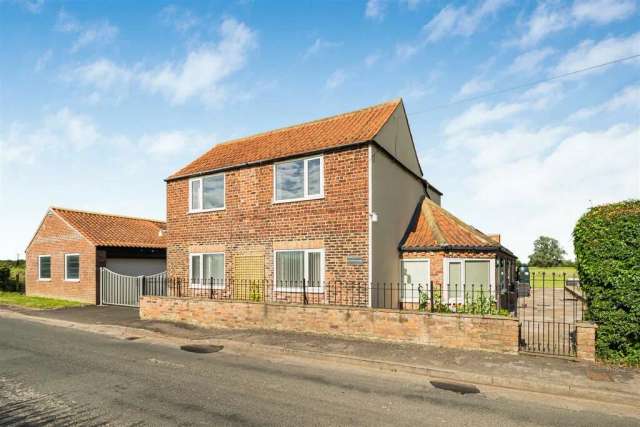 House For Sale in East Lindsey, England