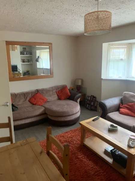 Flat For Rent in Southend-on-Sea, England