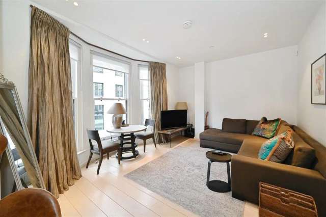 Flat For Rent in London, England