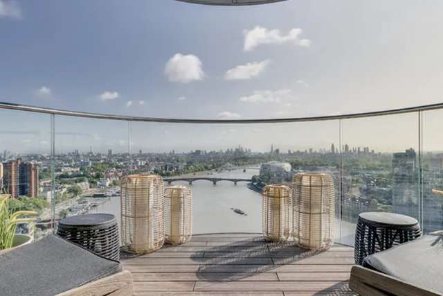 Flat for sale in Waterfront Drive, Chelsea, London SW10