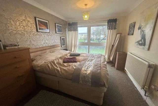 1 bedroom flat for sale