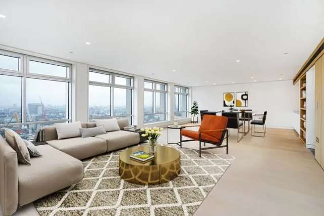 Flat for sale in New Oxford Street, London WC1A