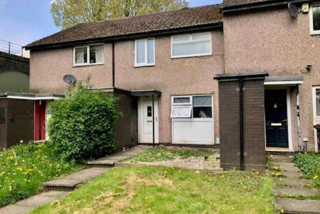 4 bedroom terraced house for sale