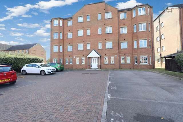 Apartment For Sale in Hull, England