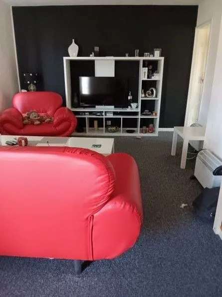 Flat For Rent in Guildford, England