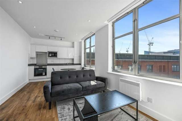 Apartment For Rent in City of London, England