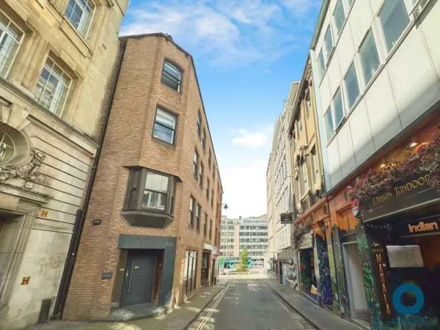 Studio For Rent in Bristol, England