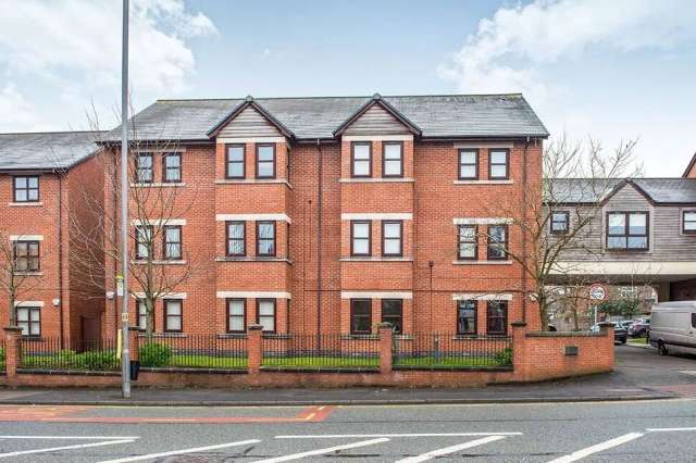 2 bedroom  Flat for sale, St. Helens, Merseyside, WA10