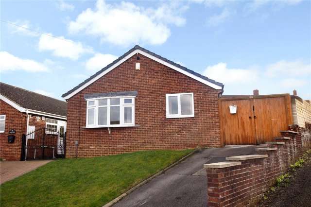 Bungalow For Sale in Kirklees, England