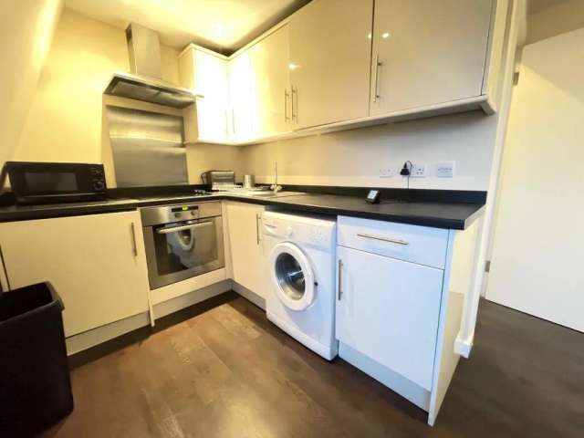 Apartment For Rent in London, England