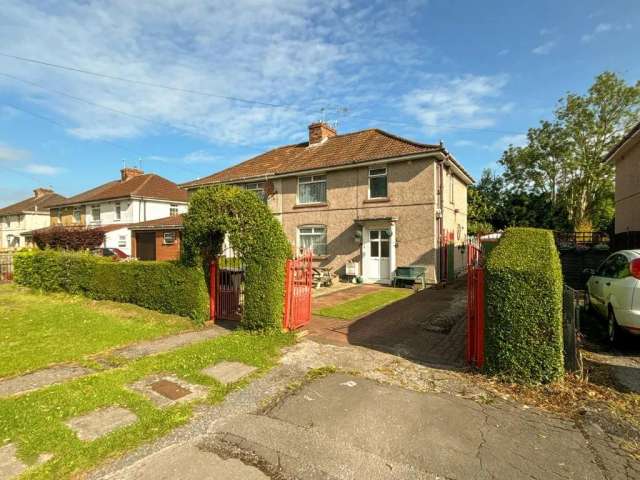 3 bedroom semi-detached house for sale