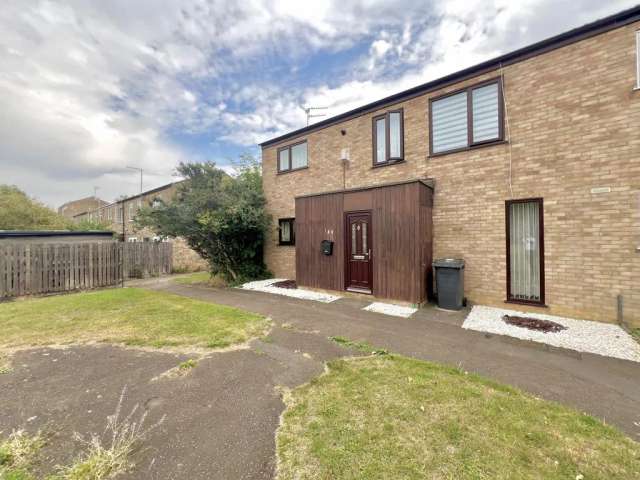 3 bedroom end of terrace house for sale