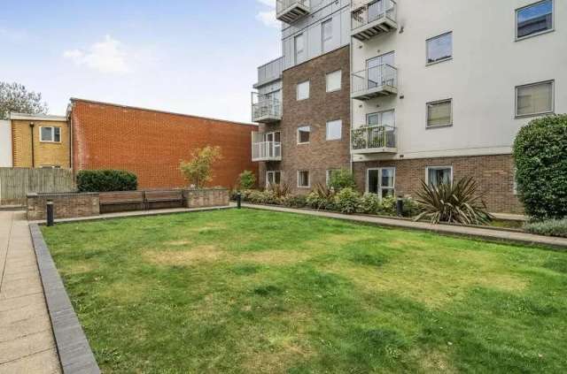 1 bed flat for sale