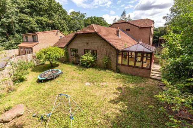 Bungalow For Sale in Bristol, England