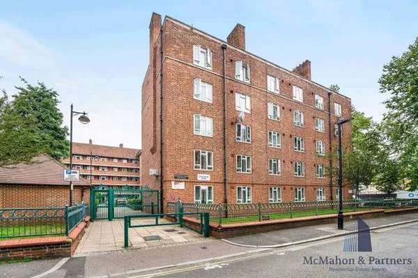 Flat For Rent in City of Westminster, England