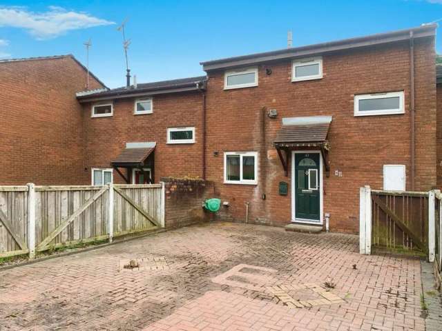 2 bedroom Mid Terrace House for sale, Salford, Greater Manchester, M5