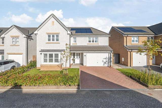 5 Bed House - Detached with 2 Reception Rooms