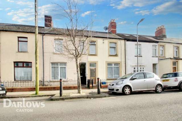 3 bedroom terraced house for sale