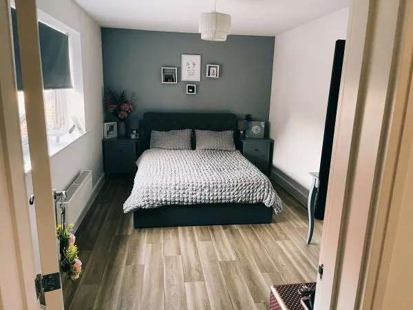 Flat For Rent in Hertsmere, England