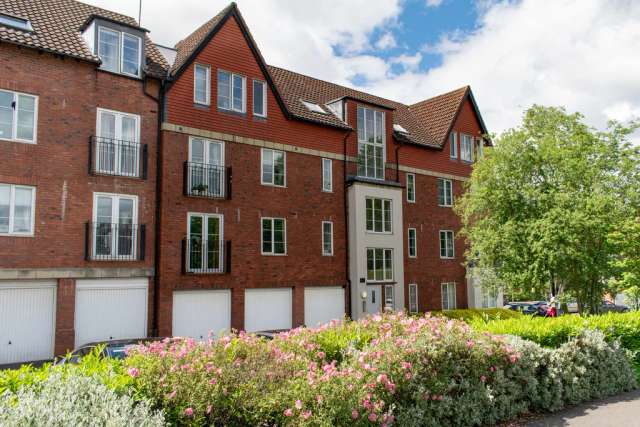 Apartment For Sale in York, England