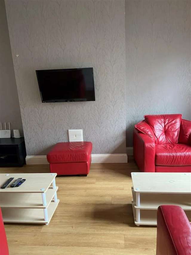 House For Rent in Hull, England