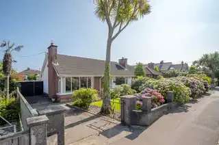 Bungalow For Sale in Donaghadee, Northern Ireland