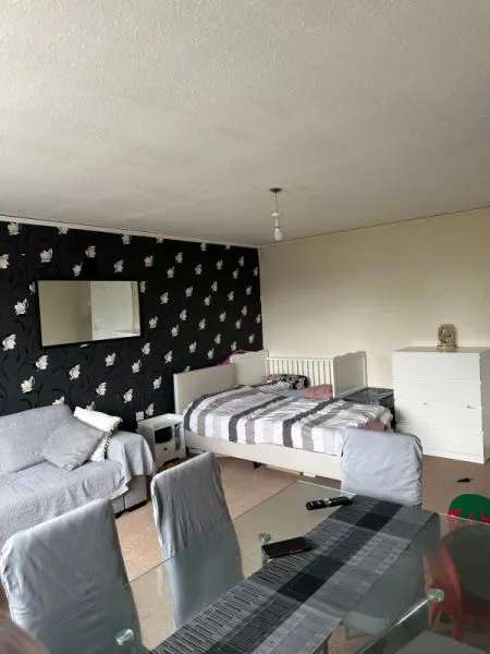 Flat For Rent in Sandwell, England