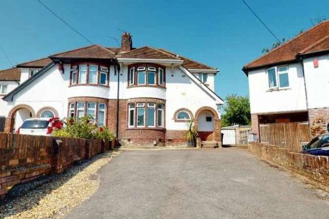 3 bedroom semi-detached house for sale