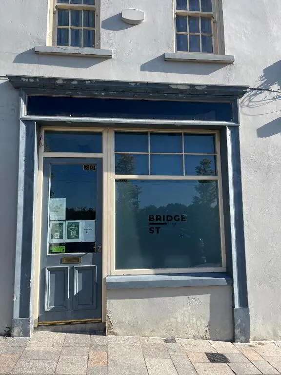 Commercial For Rent in Lisburn, Northern Ireland