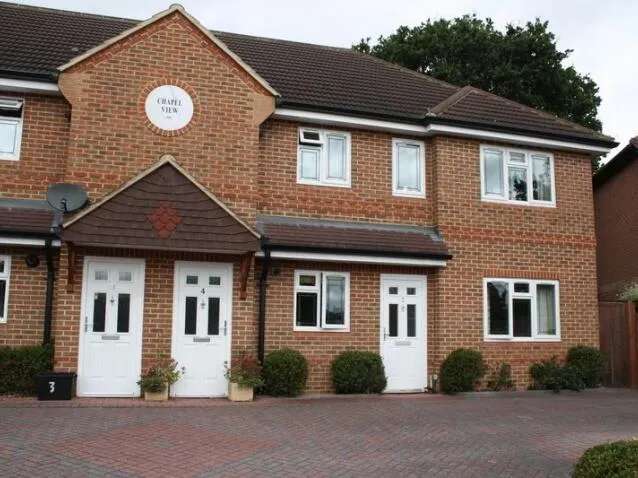 Flat For Rent in Woodley, England