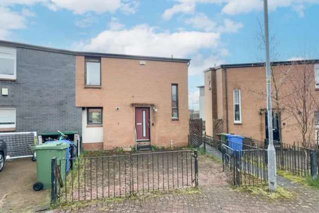 End terrace house for sale in Laurence Gardens, Drumchapel, Glasgow G15