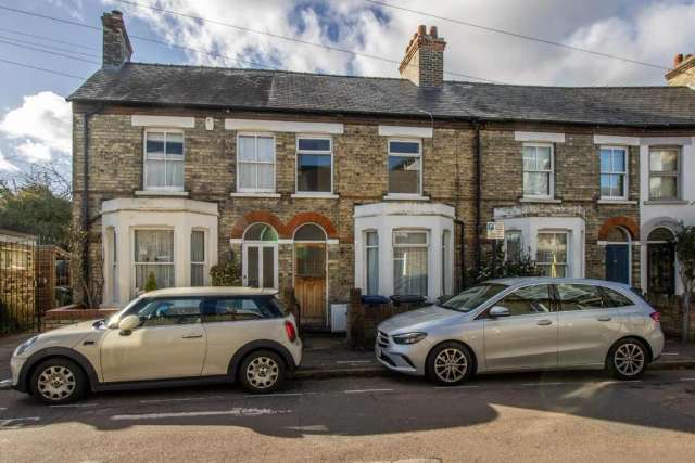 3 bedroom terraced house to rent