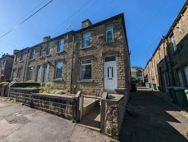 House For Sale in Kirklees, England